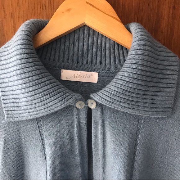 Alexia Light Blue Poncho/Cape- Size M/L - Picture 11 of 12